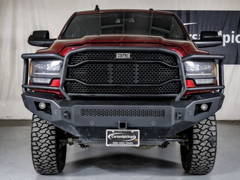 Used 2022 RAM 2500 Limited w/ Night Edition AWD/4WD image 3