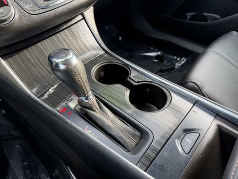 Used 2017 Chevrolet Impala LT image 13