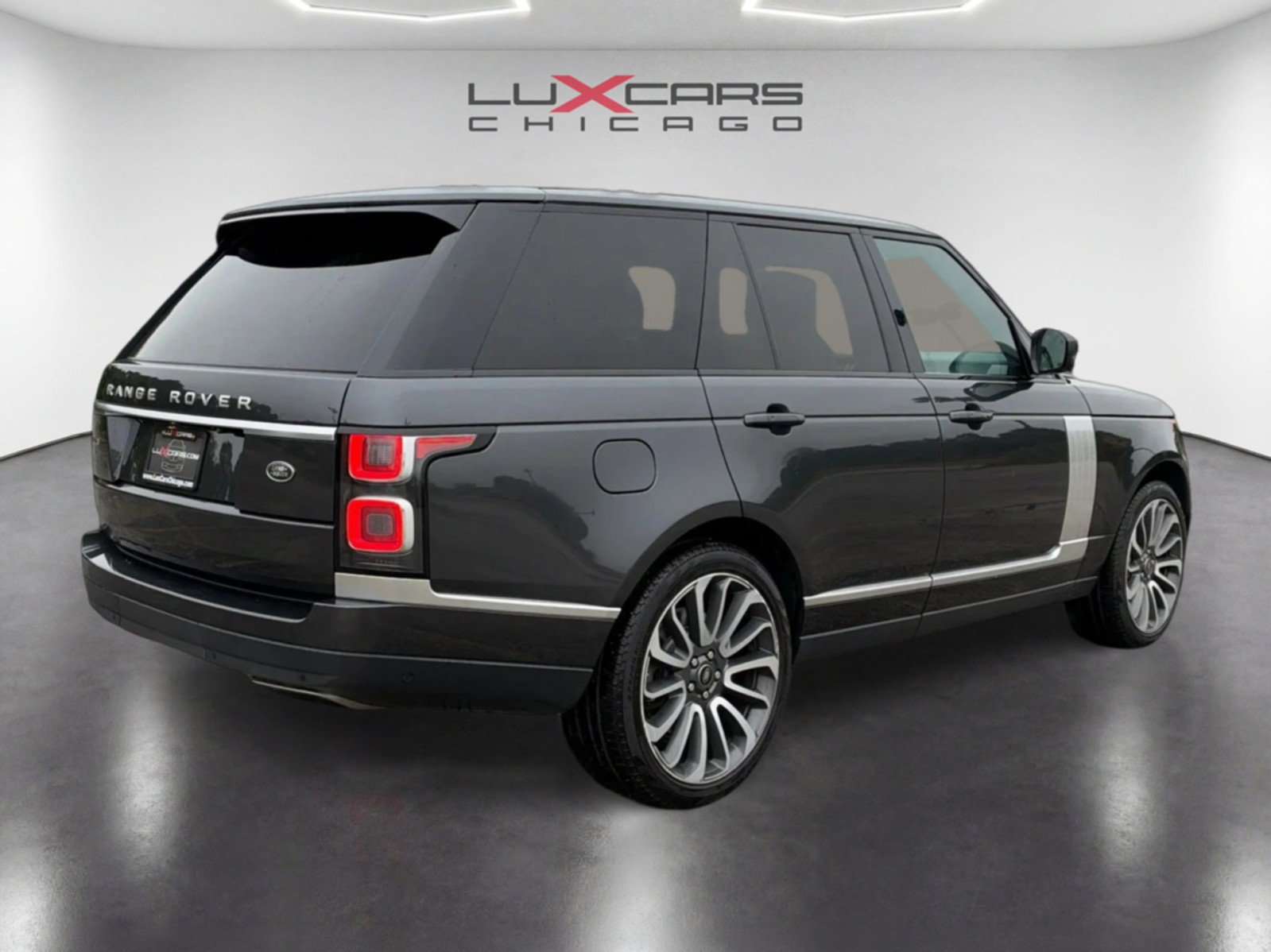 Used 2019 Land Rover Range Rover Supercharged AWD/4WD image 5