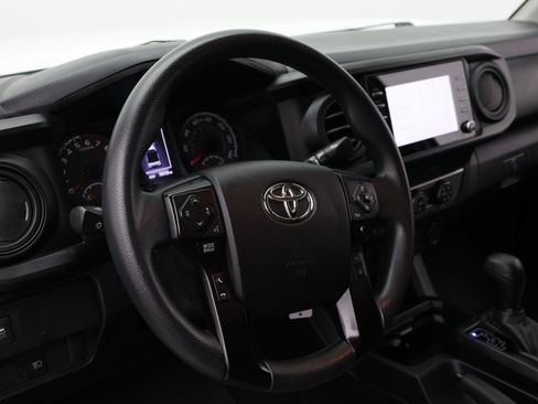 Used 2021 Toyota Tacoma SR RWD image 10