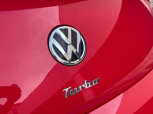 Used 2013 Volkswagen Beetle 2.0T image 48