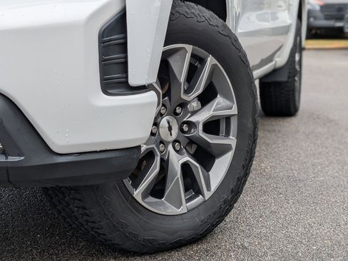 Used 2019 Chevrolet Silverado 1500 RST image 33