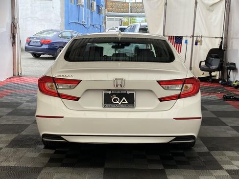 Used 2018 Honda Accord LX image 5