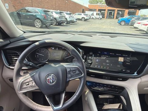 Used 2022 Buick Envision Avenir w/ Technology Package II FWD image 6