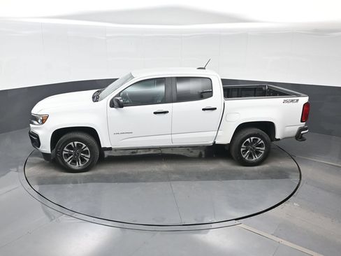 Used 2021 Chevrolet Colorado Z71 AWD/4WD image 18