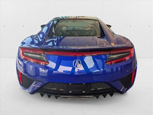 Used 2017 Acura NSX image 5