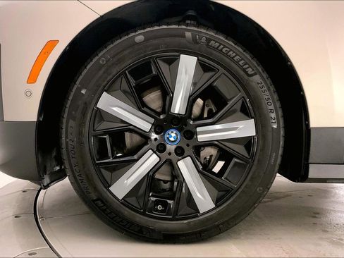 Certified 2023 BMW iX xDrive50 w/ Premium Package image 8