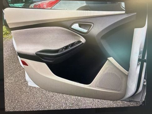 Used 2014 Ford Focus SE image 29