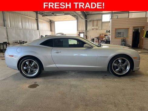 Used 2013 Chevrolet Camaro SS w/ RS Package RWD image 6