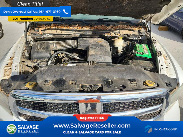 Used 2015 RAM 1500 Classic SLT AWD/4WD image 15