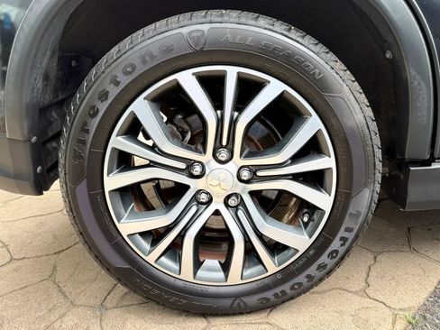Used 2018 Mitsubishi Outlander Sport ES FWD image 44