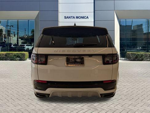 New 2025 Land Rover Discovery Sport S image 8