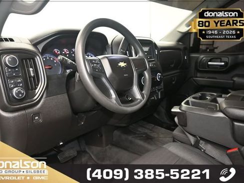 Used 2024 Chevrolet Silverado 2500 Custom w/ Custom Value Package AWD/4WD image 8