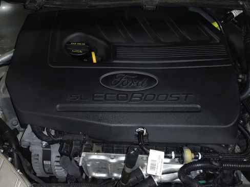 Used 2017 Ford Escape SE FWD image 30