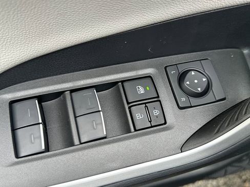 New 2025 Toyota RAV4 Limited image 23