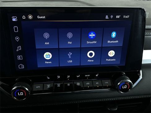 New 2025 Chevrolet Colorado LT w/ LT Convenience Package image 13