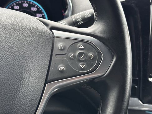 Used 2023 Chevrolet Traverse LT image 34