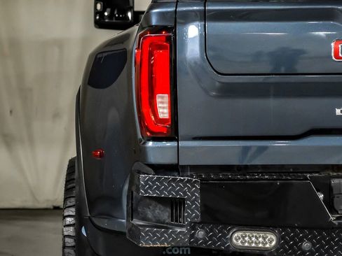 Used 2020 GMC Sierra 3500 Denali w/ Denali Ultimate Package image 45