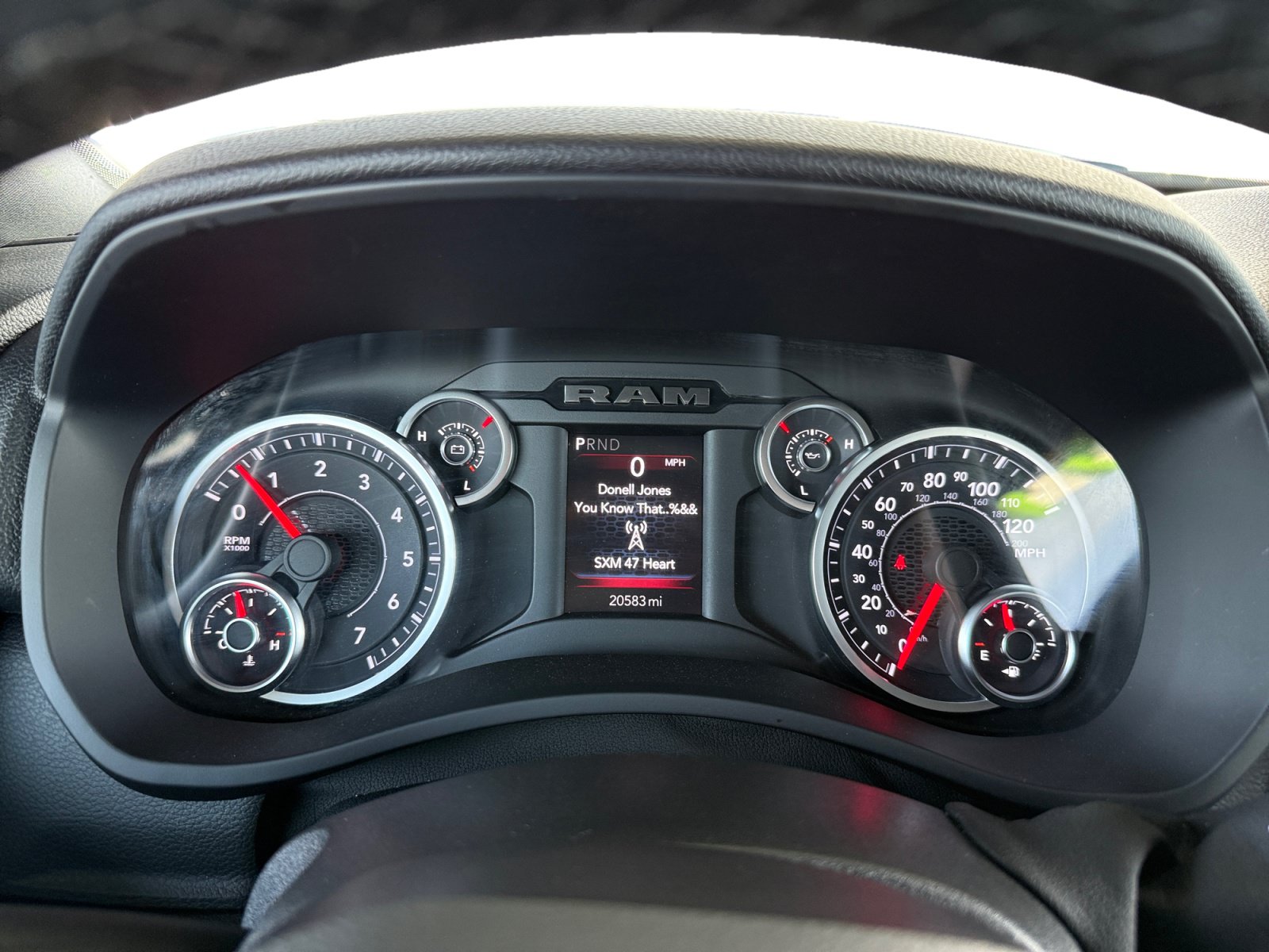Used 2025 RAM 2500 Big Horn AWD/4WD image 15