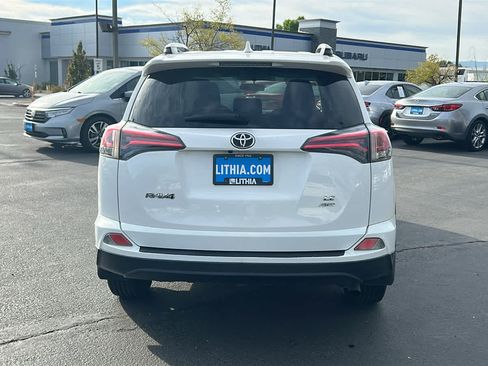 Used 2016 Toyota RAV4 LE AWD/4WD image 6