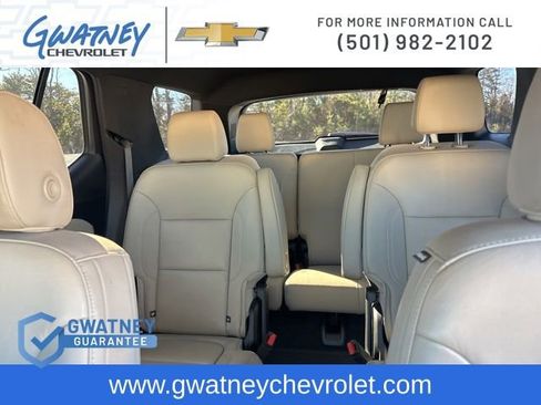 Used 2023 Chevrolet Traverse LT w/ LPO, Floor Liner Package image 27