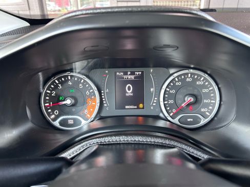 Used 2016 Jeep Renegade 75th Anniversary FWD image 26