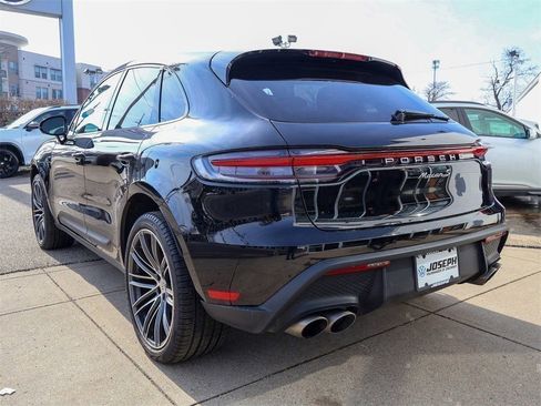 Used 2023 Porsche Macan S image 3