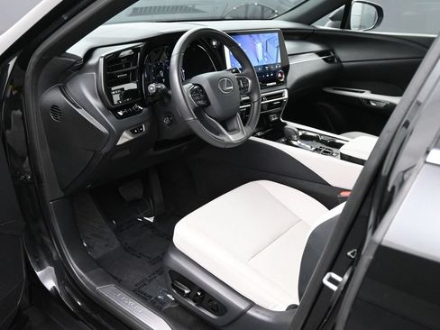 Used 2024 Lexus RX 350 Premium w/ Accessory Package (Z1) AWD/4WD image 2