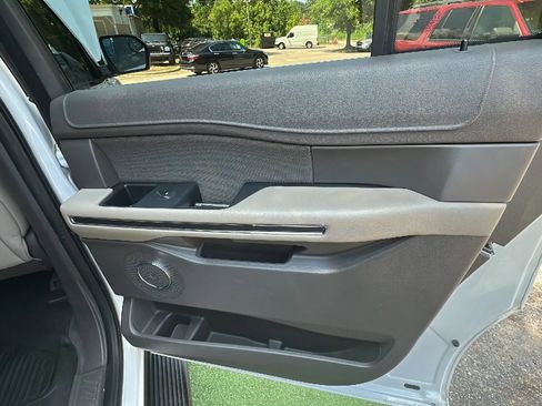Used 2019 Ford Expedition Max XL AWD/4WD image 22