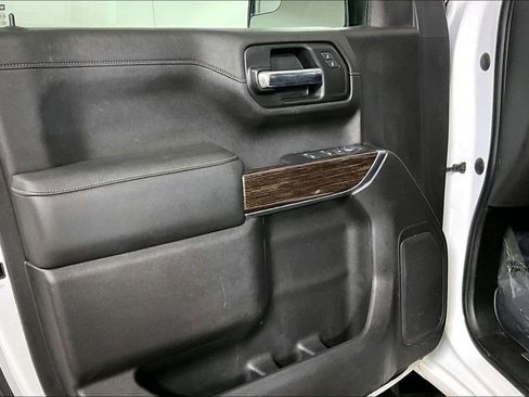 Used 2021 GMC Sierra 1500 SLE w/ X31 Off-Road Package image 22