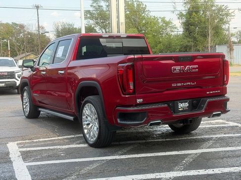 Used 2019 GMC Sierra 1500 Denali w/ Denali Ultimate Package AWD/4WD image 8