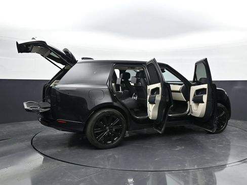Used 2024 Land Rover Range Rover Autobiography AWD/4WD image 52