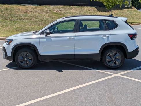 New 2026 Volkswagen Taos S FWD image 7