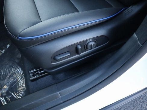 New 2026 Buick Envista Sport Touring w/ Convenience I Package FWD image 21