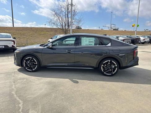 New 2026 Kia K4 GT-Line image 5