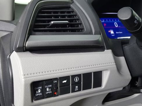 Used 2023 Honda Odyssey EX-L image 19