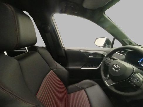 Certified 2025 Toyota RAV4 XSE w/ Weather Package AWD/4WD image 28