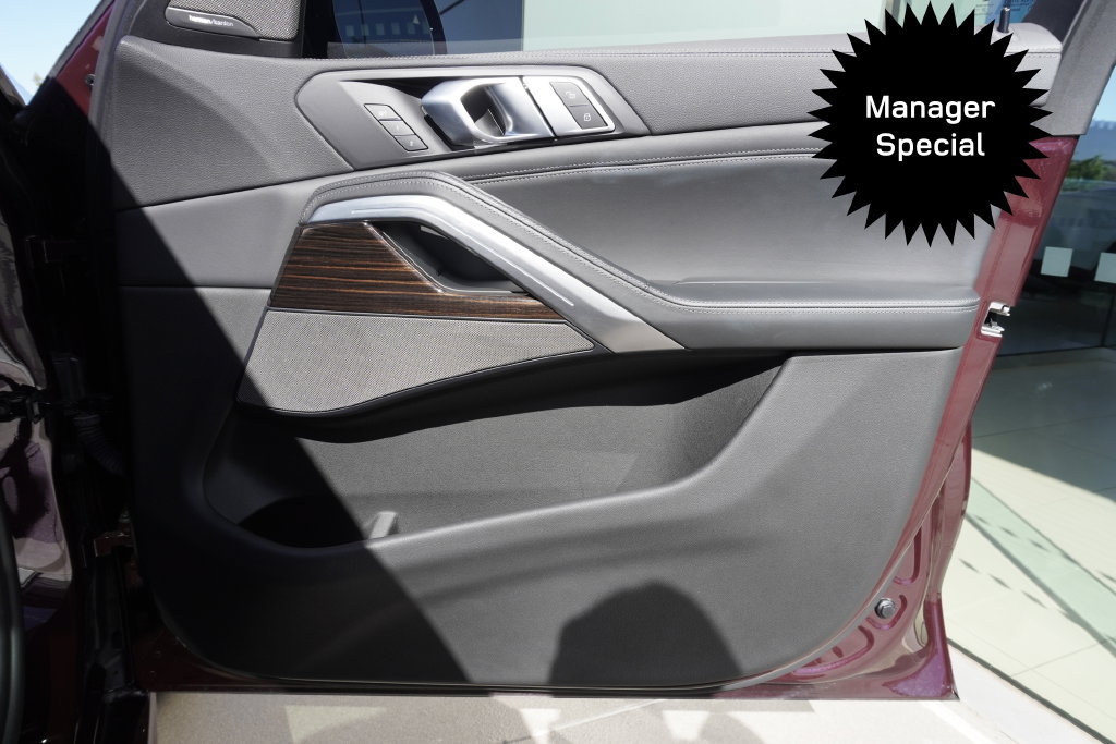 Used 2021 BMW X6 M50i AWD/4WD image 21
