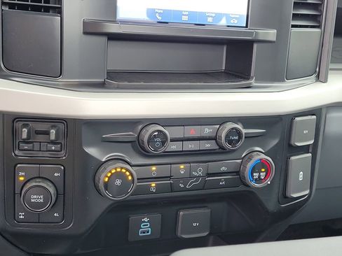 New 2026 Ford F350 XL w/ FX4 Off-Road Package image 26