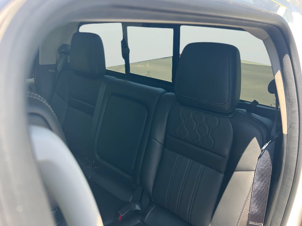 Used 2024 Nissan Frontier SL w/ Technology Package RWD image 30