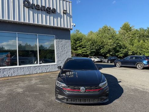 Used 2019 Volkswagen Jetta GLI FWD image 9