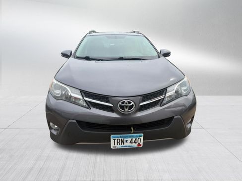 Used 2015 Toyota RAV4 Limited AWD/4WD image 2