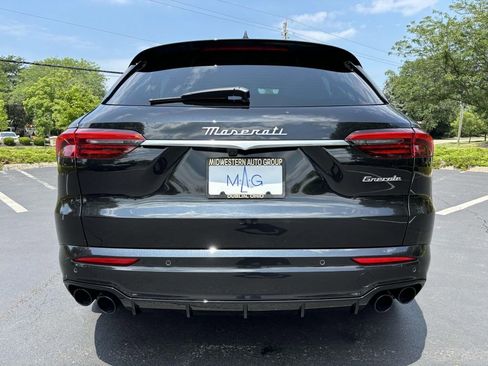 New 2024 Maserati Grecale GT image 5