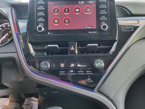 Used 2021 Toyota Camry SE FWD image 36