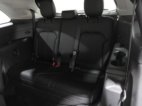 Certified 2025 MAZDA CX-90 3.3 Turbo w/ Preferred Package image 19