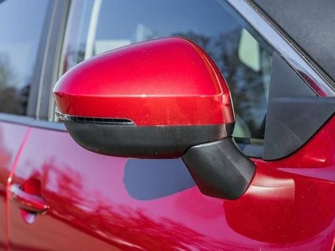 Used 2022 Nissan Rogue SV w/ SV Premium Package image 14