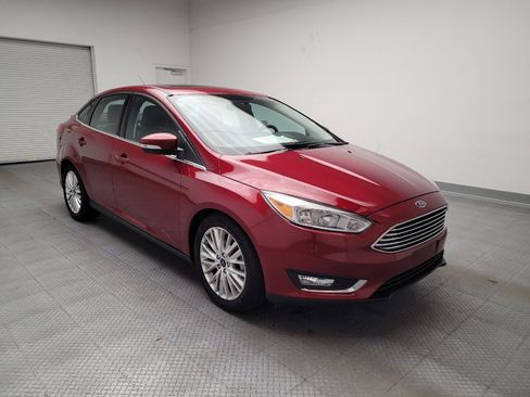 Used 2017 Ford Focus Titanium image 13
