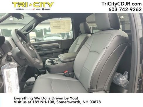 New 2024 RAM 3500 Tradesman image 25