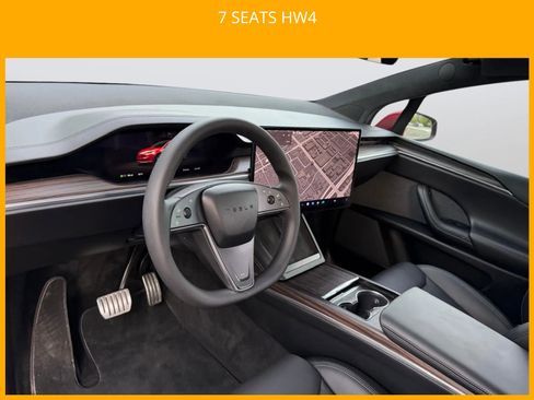 Used 2023 Tesla Model X image 11