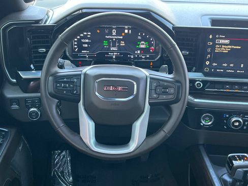 Used 2023 GMC Sierra 1500 SLT w/ SLT Premium Package AWD/4WD image 13
